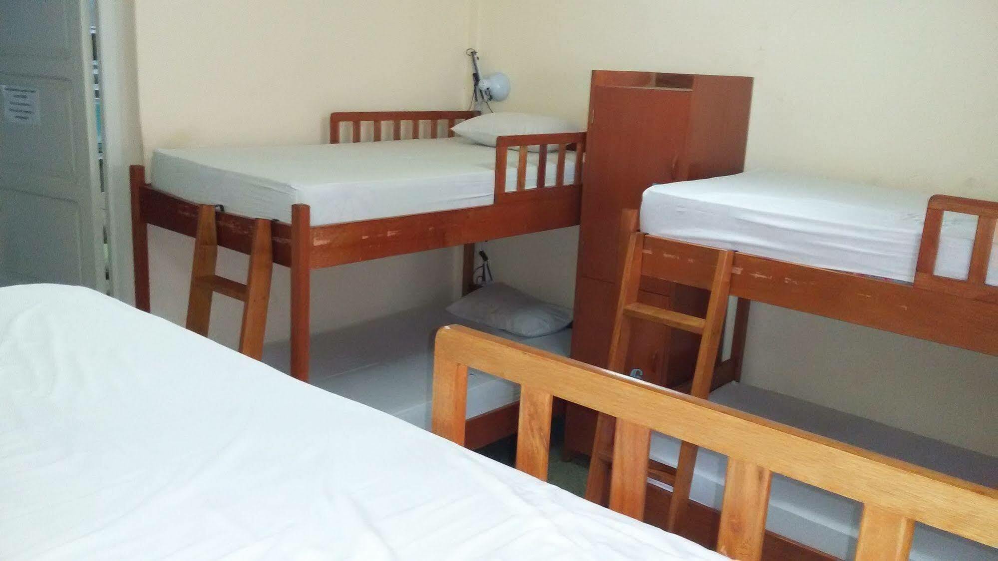 Hamaca Paraguaya Hostel Asunción Esterno foto