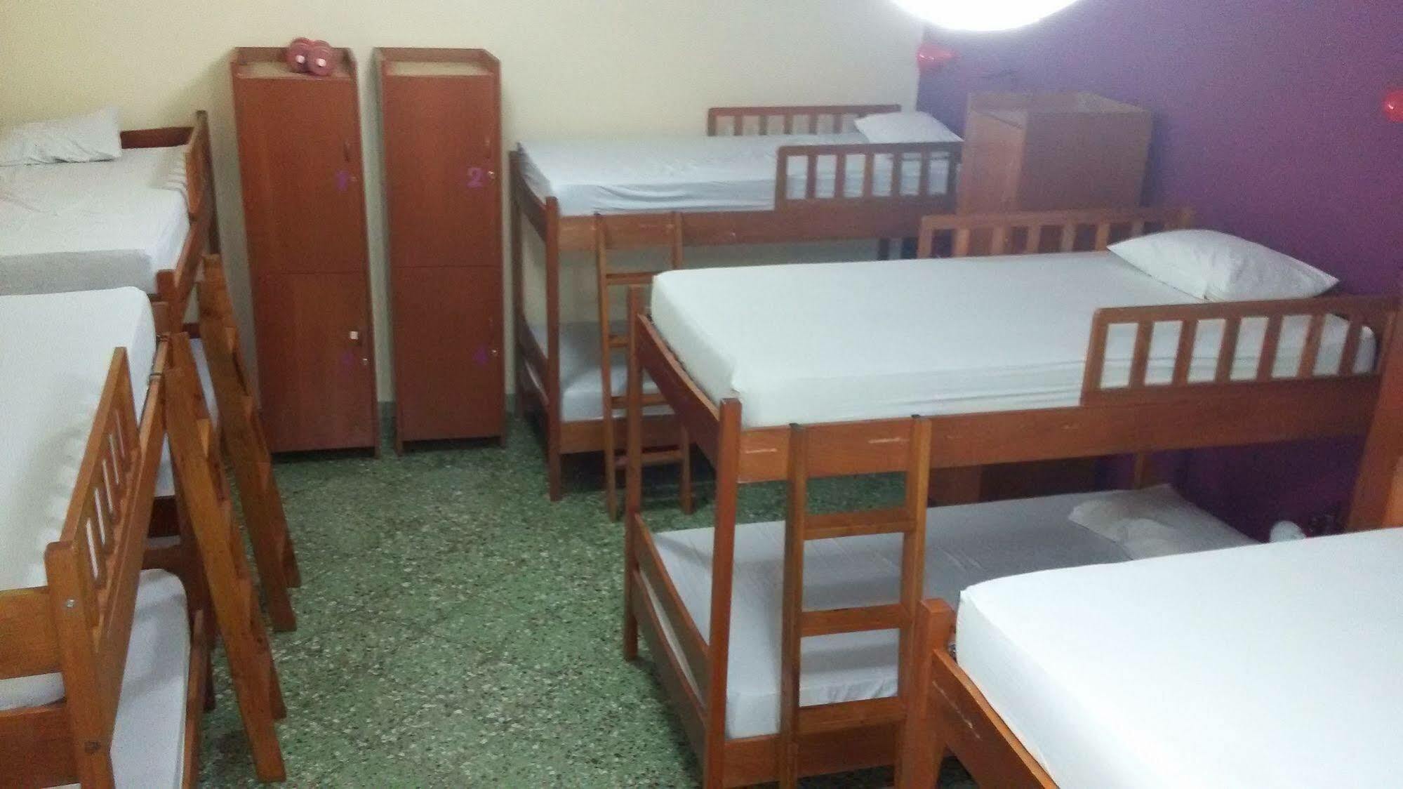 Hamaca Paraguaya Hostel Asunción Esterno foto
