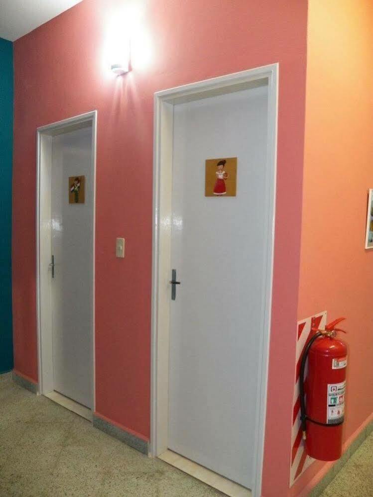 Hamaca Paraguaya Hostel Asunción Esterno foto